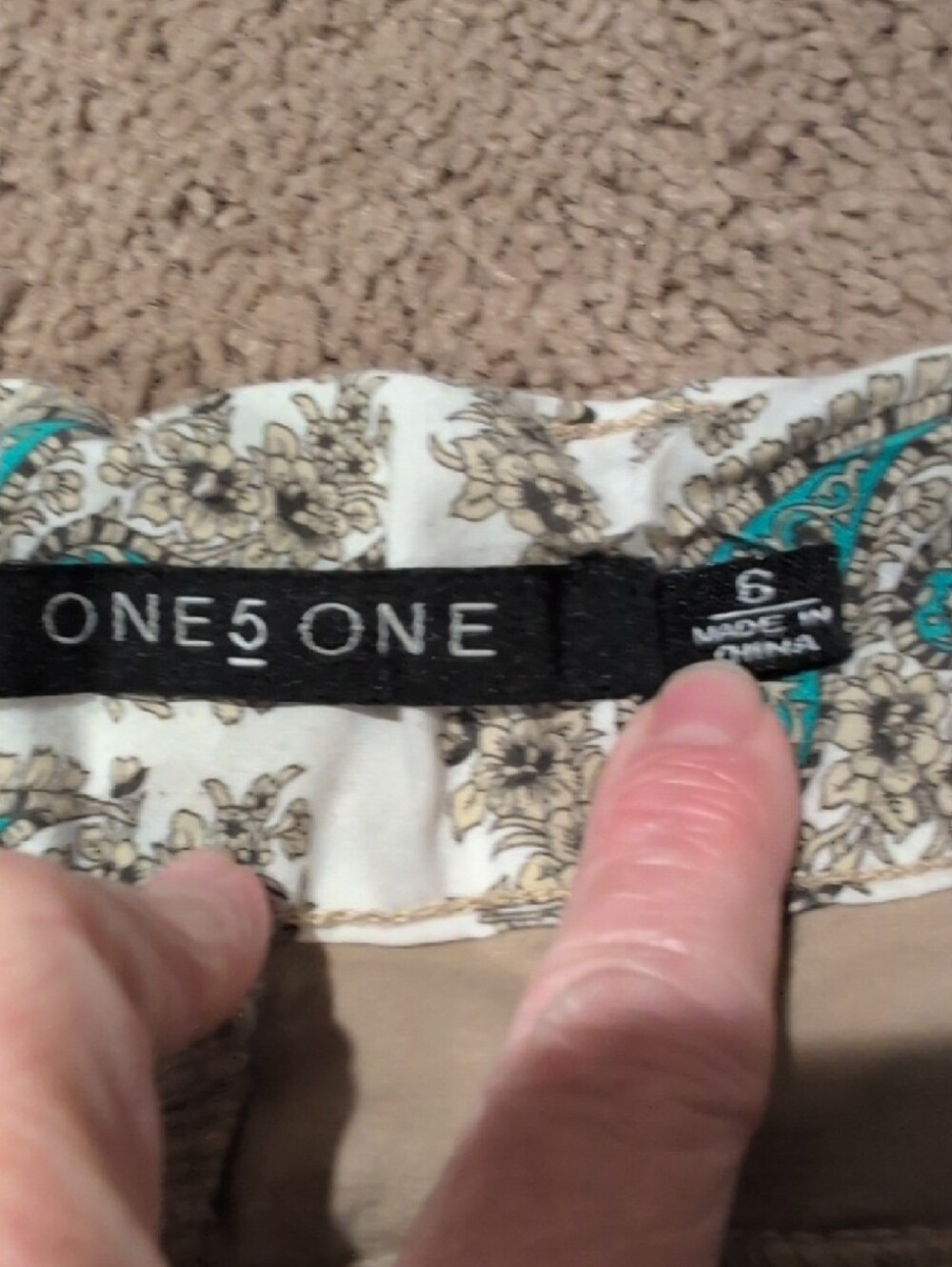 ONE 5 ONE Women's Khaki Cargo Shorts - Picture 3 of 3